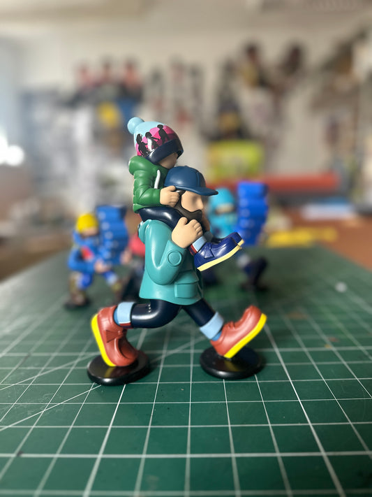 Dad n lad/Lass  VInyl Figure waiting list